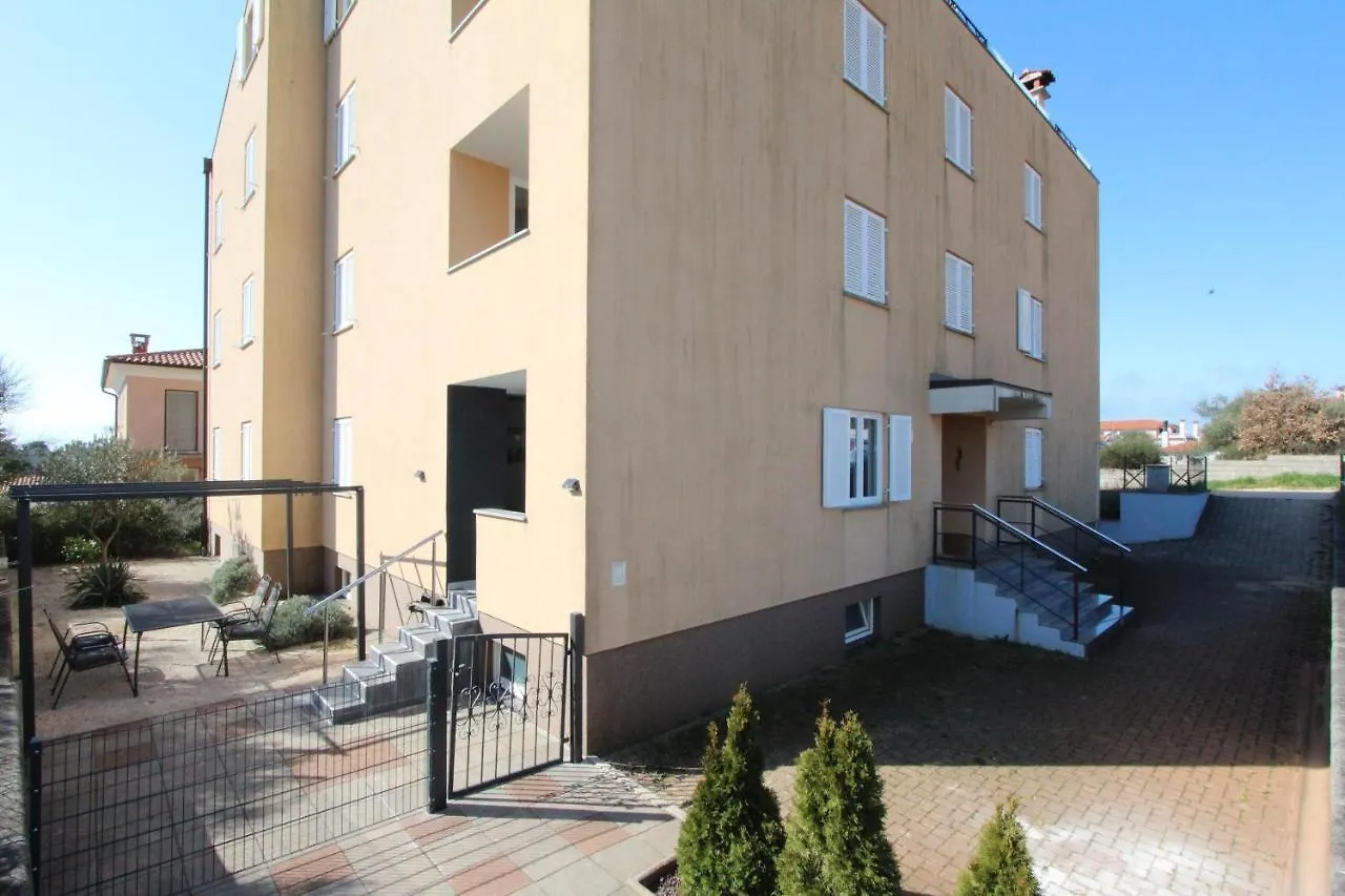 Apartment Adi Rovigno 0*,
