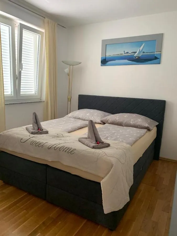 Apartment Adi Rovigno 0*,